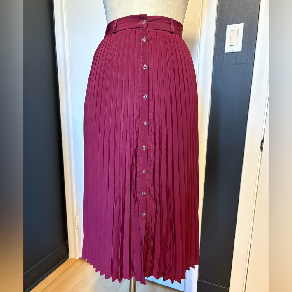 Stradivarius Deep Red Button-Down A-Line Skirt